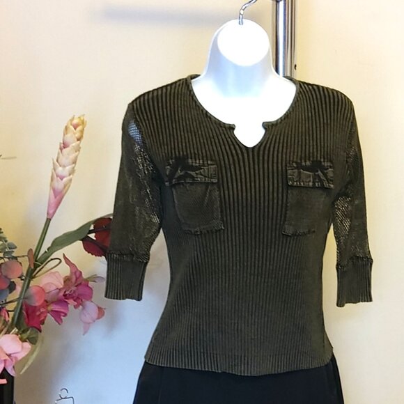 NWT Women’s Olive Green Lightweight 3/4 Crochet Sleeve Cardigan Pullover Sweater - Picture 3 of 6